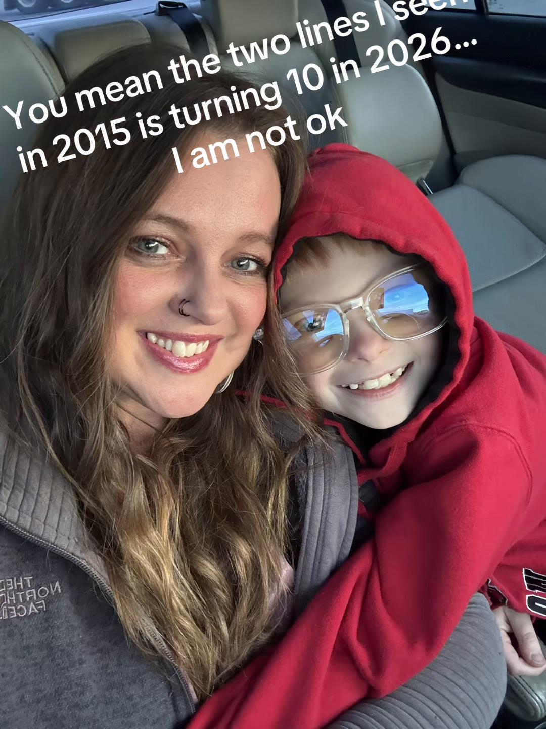 @JoanieLynn
