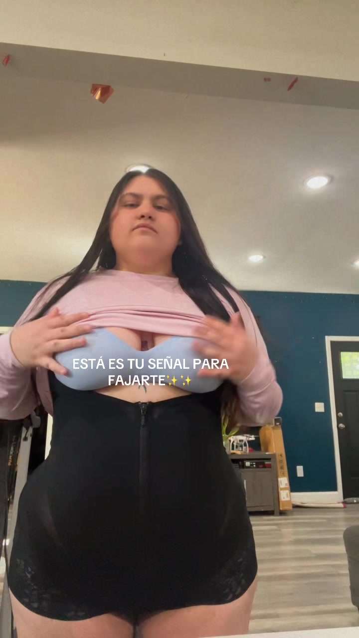 @Lexi🦋 | Latina Creator