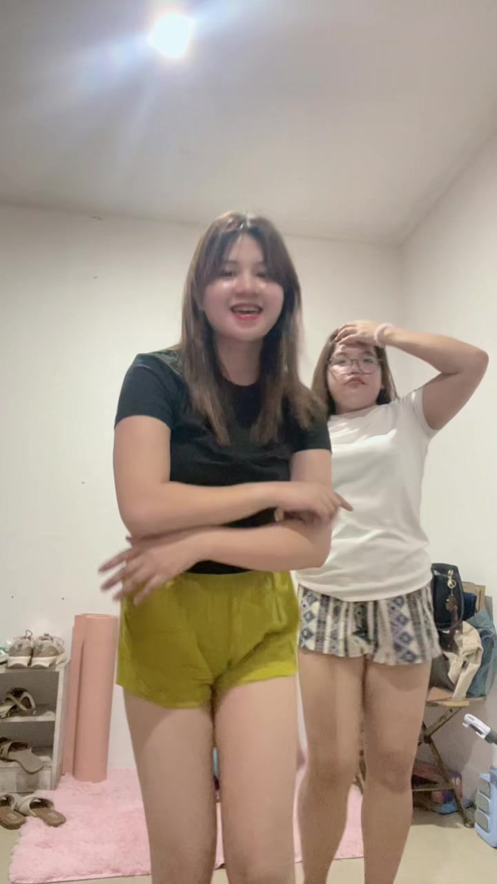 @Ms. Ilonggaaa😍