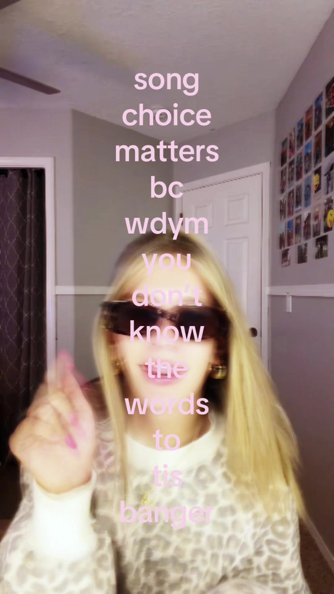 @🦄