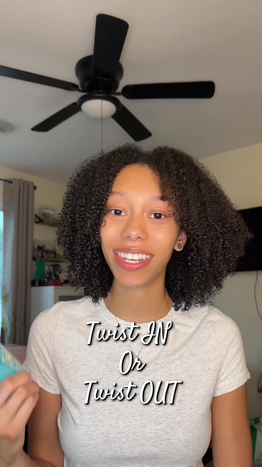 @AYSIA NICOLE