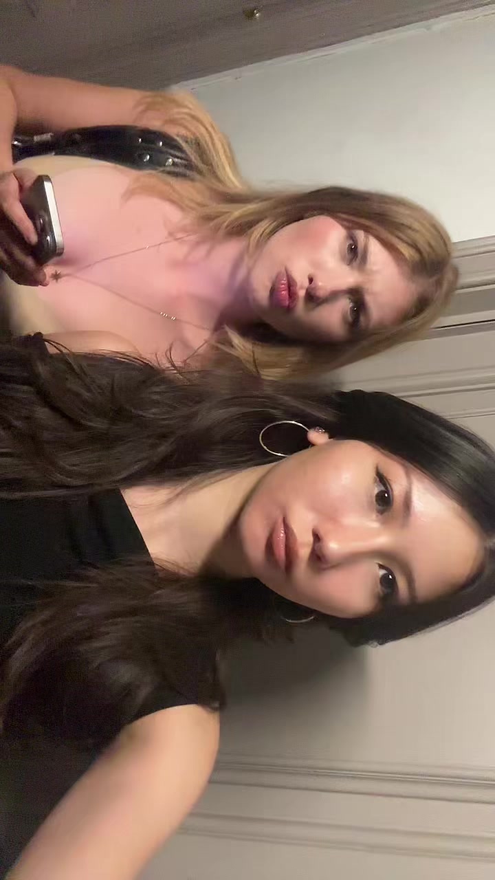 @🦆