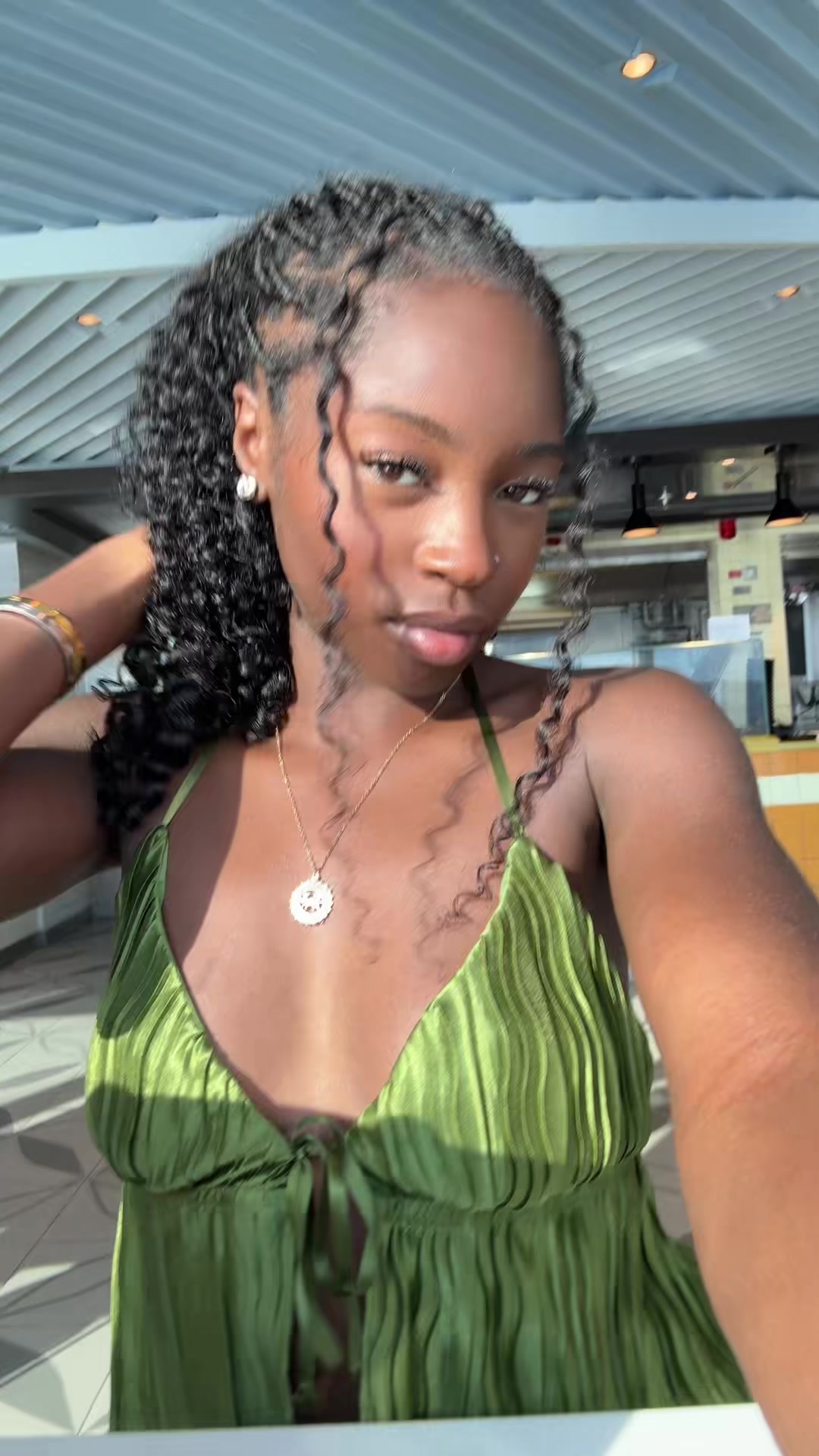 @Kam ✨