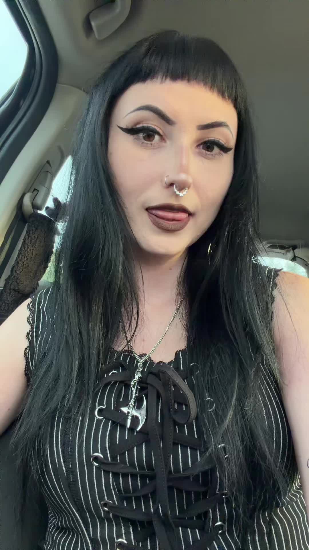 @𝔗𝔞𝔟𝔦𝔱𝔥𝔞 🖤