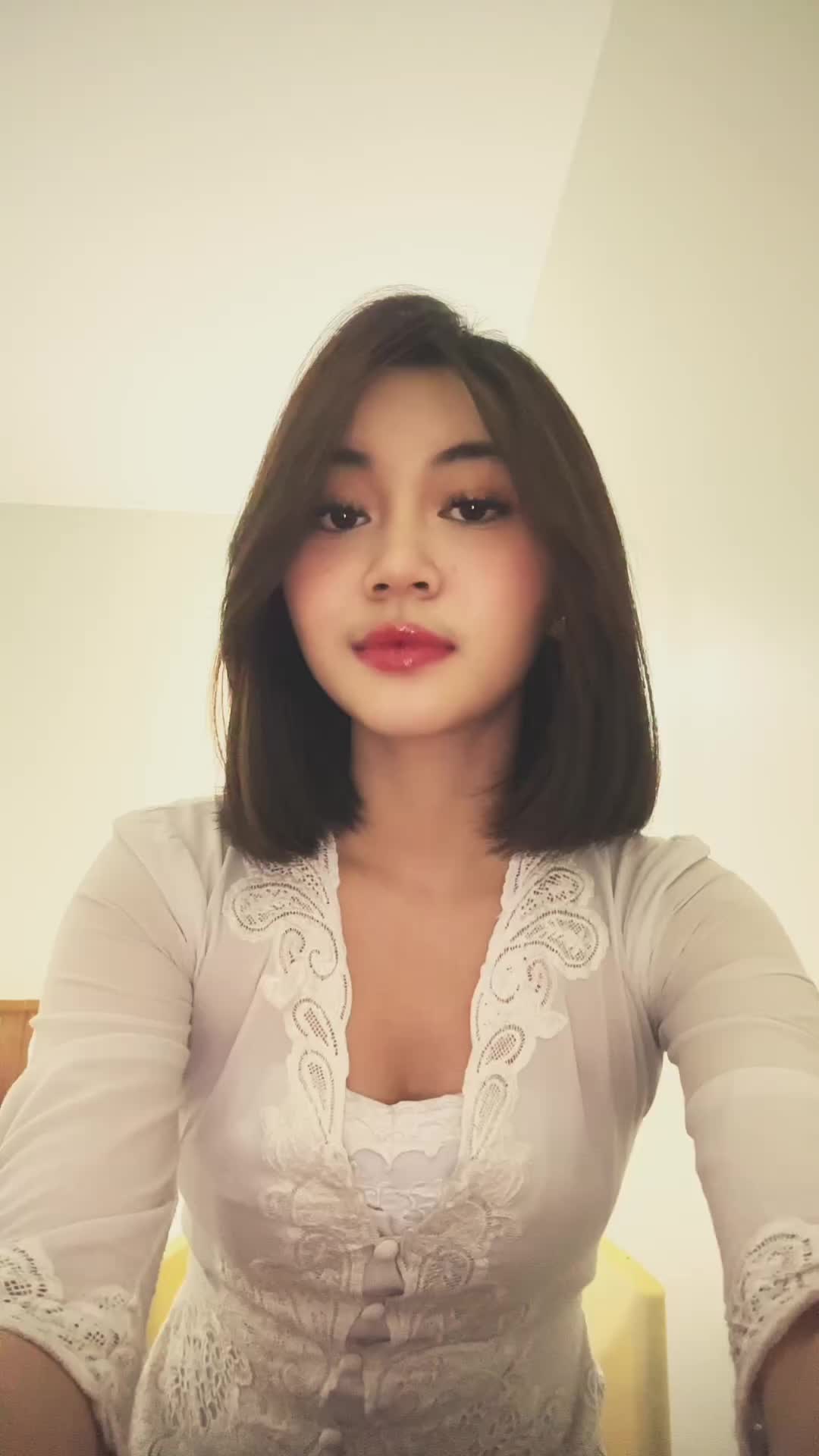 @talithakalmaaa