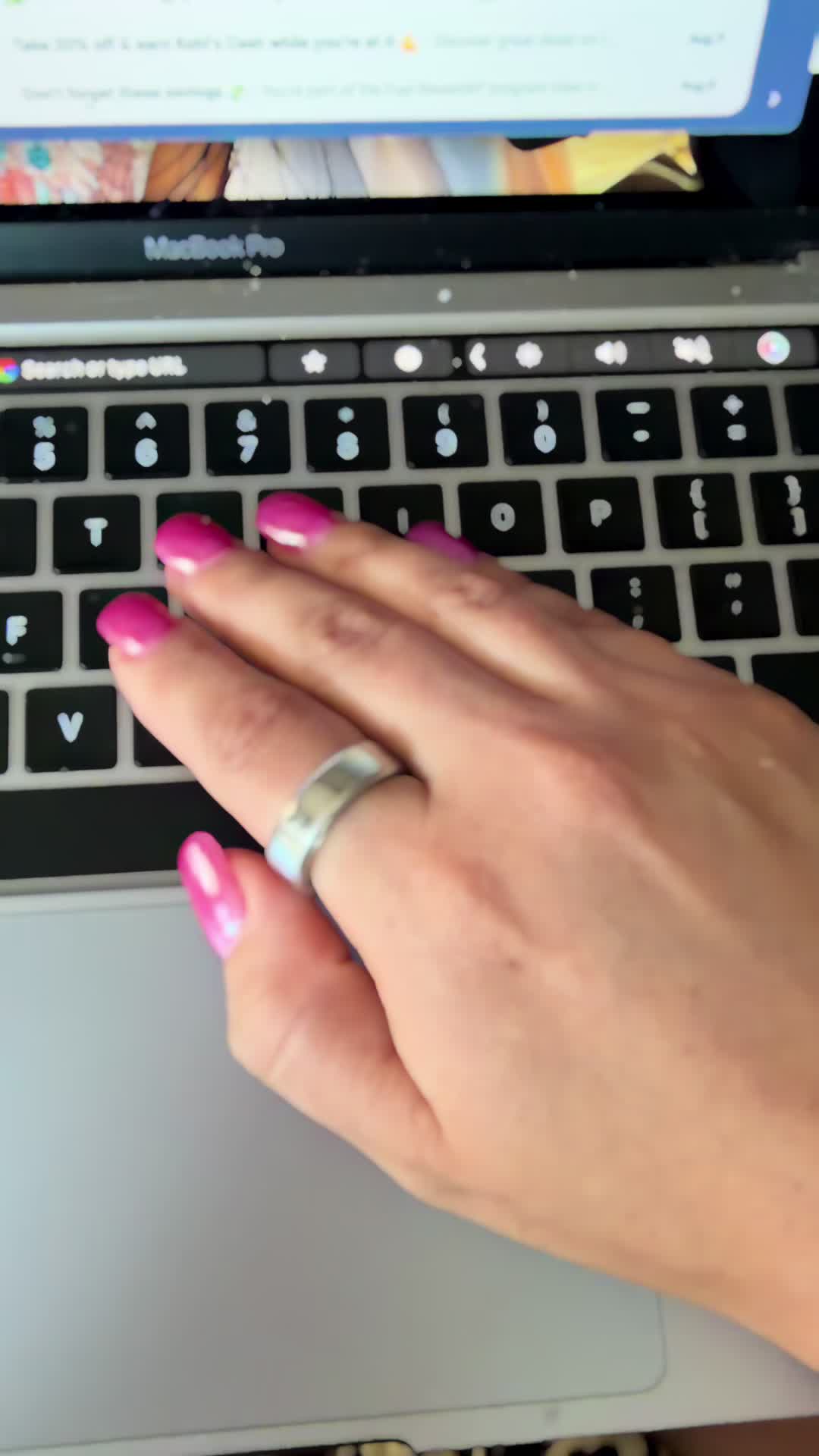 @SparklingDee✨