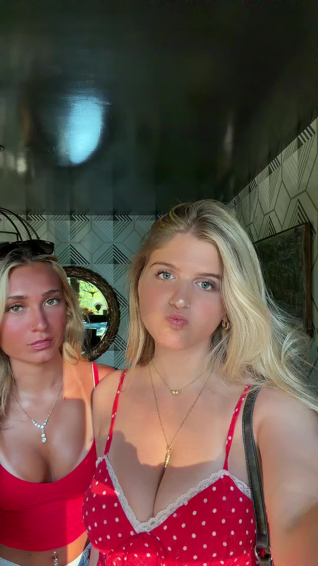 @phoebe