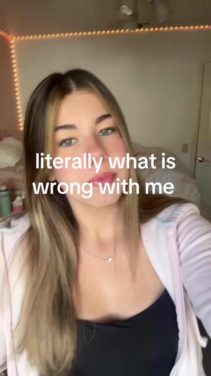 @holly