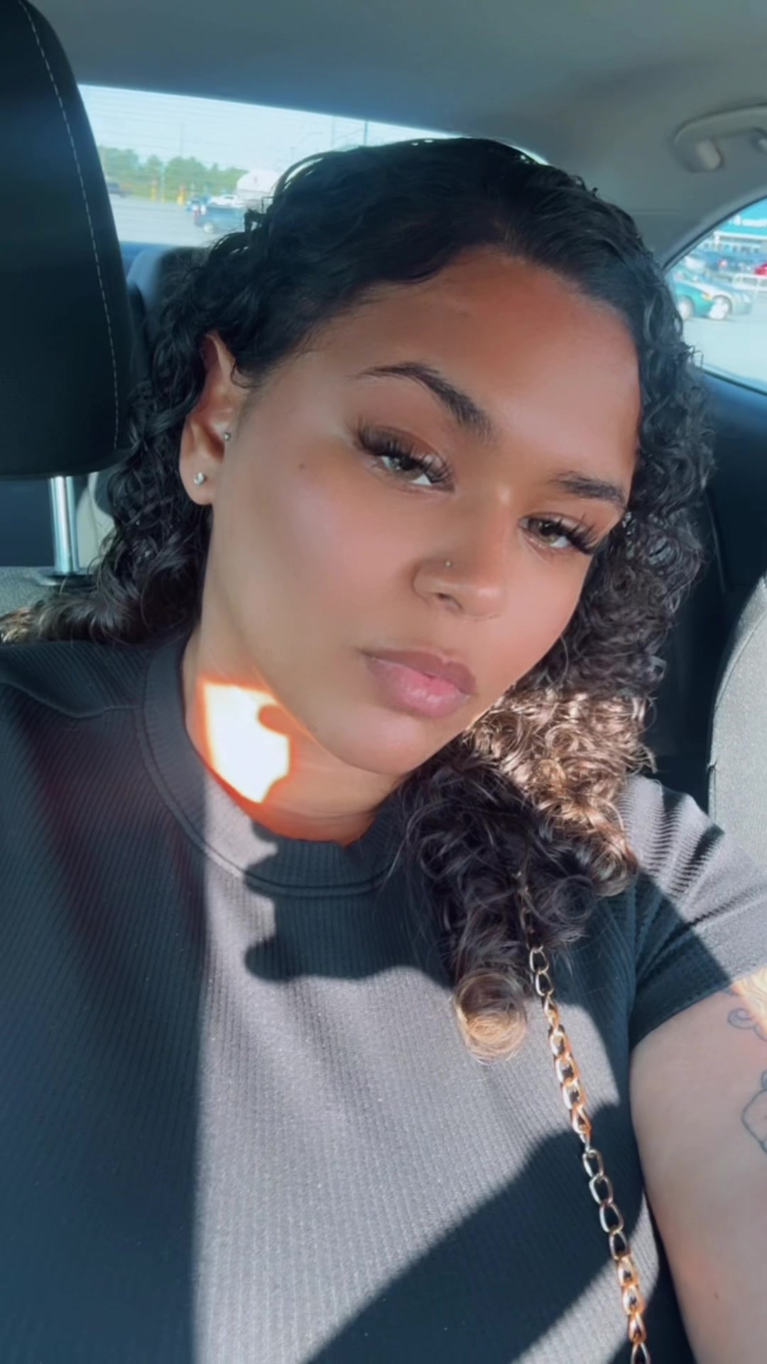 @ari.nesia