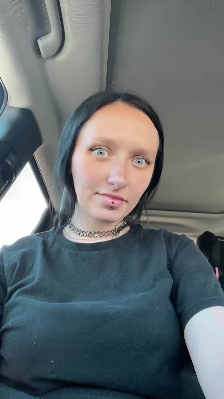 @Justthatgirl🤪