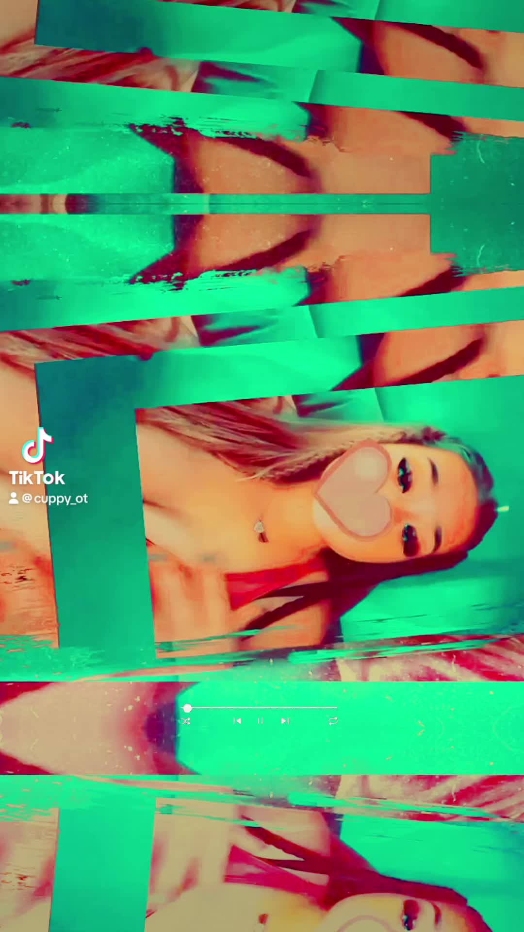 @@ 𝓞𝓷𝓪 シ