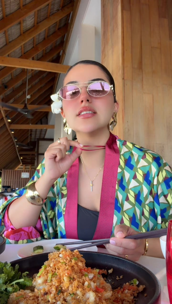 @douniabomba