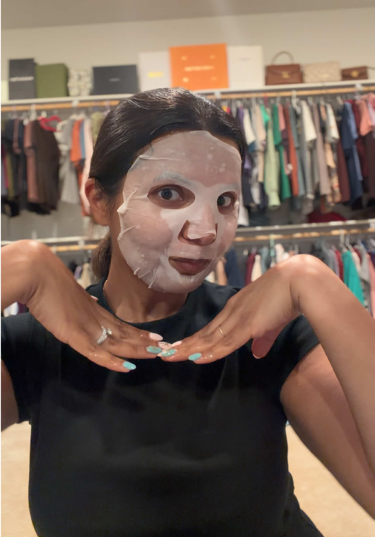 @Stopstaringatme