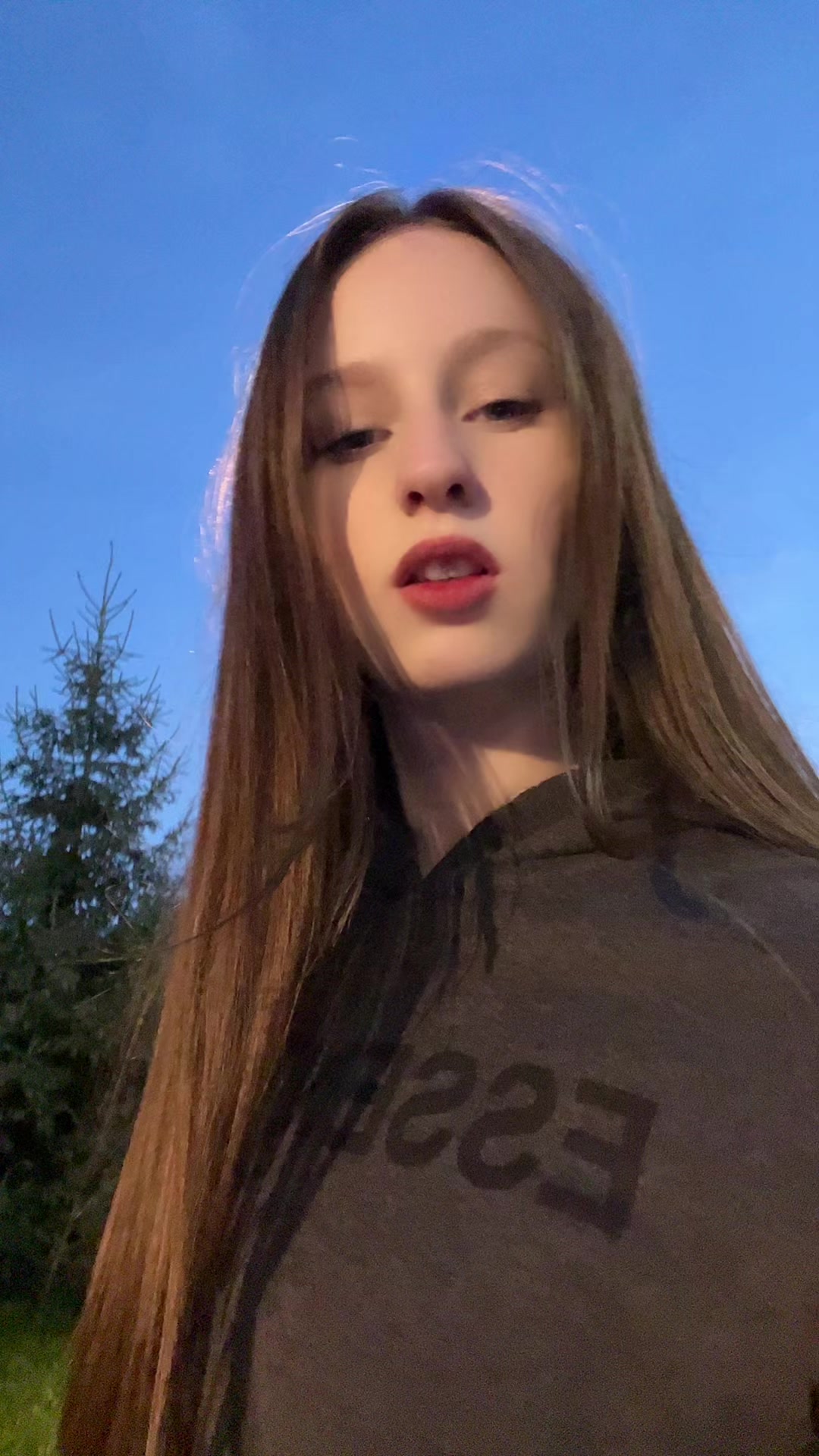 @KARINA:)