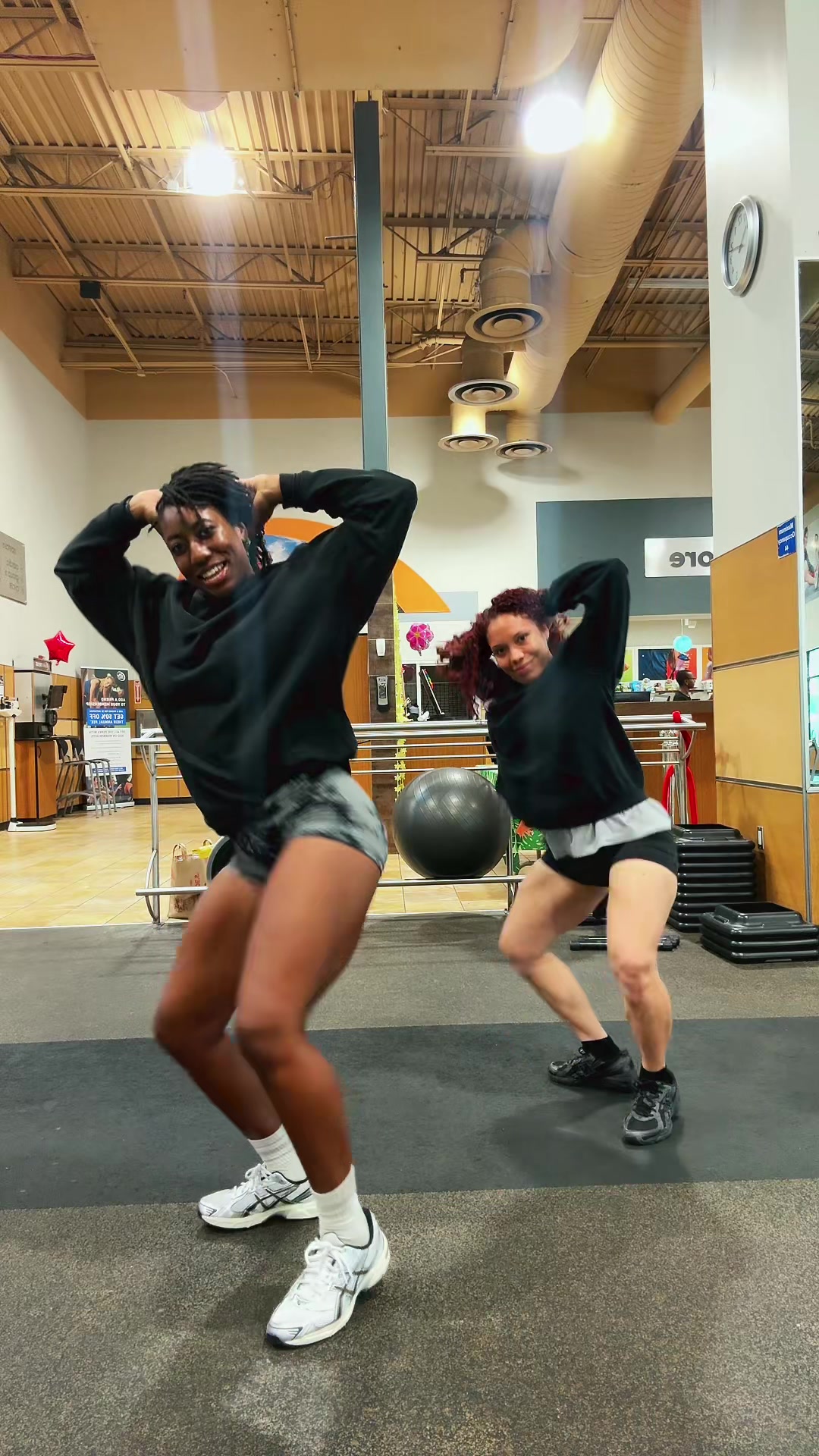 @jazzybfit_
