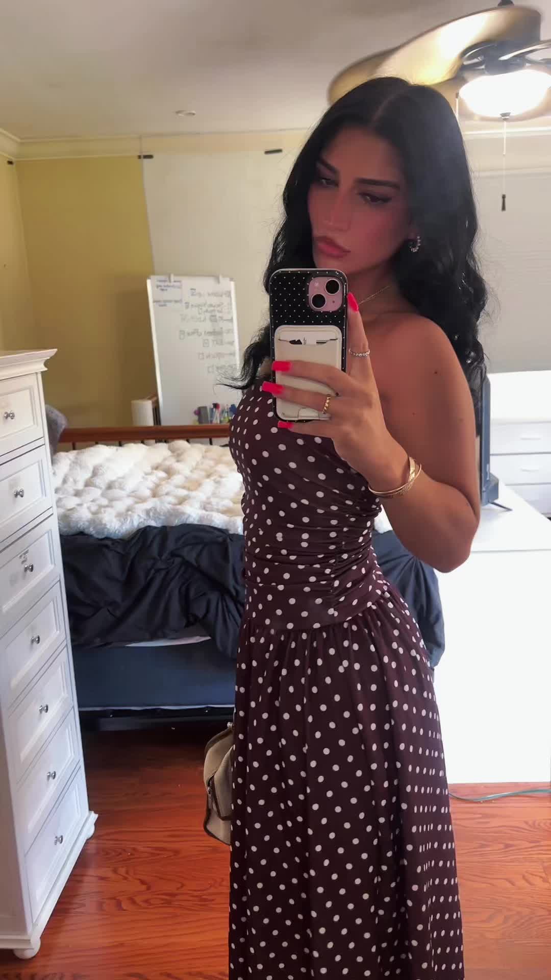 @avadeluca