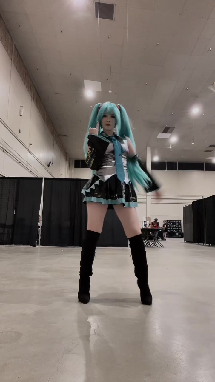 @▪︎⍣✩ evie ✩⍣▪︎