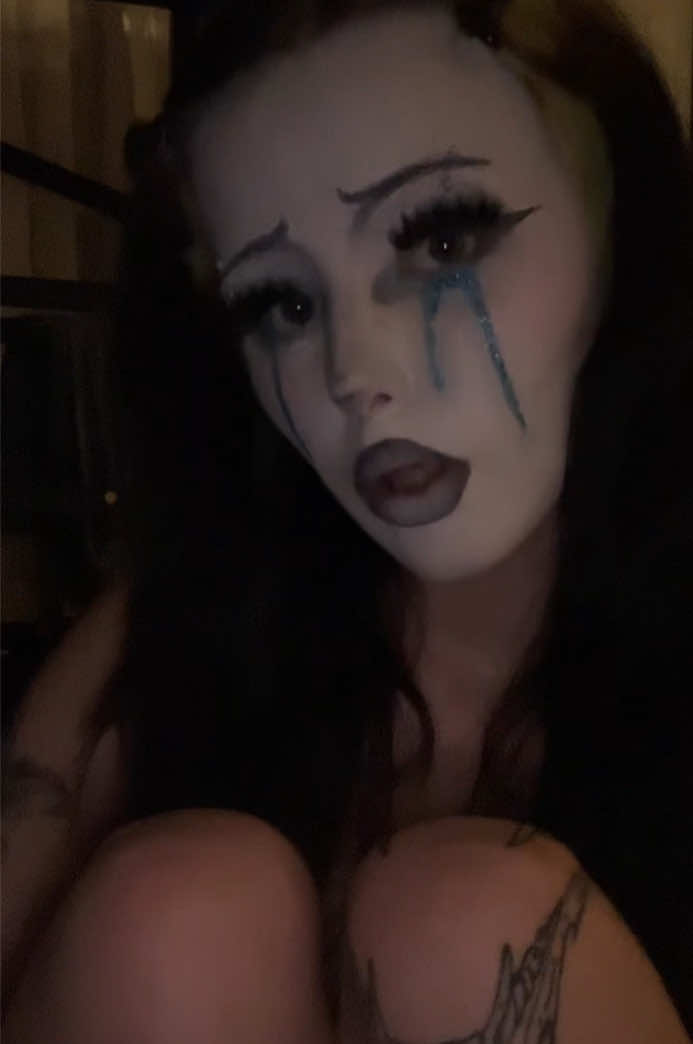 @2Girls1SlurpJuice