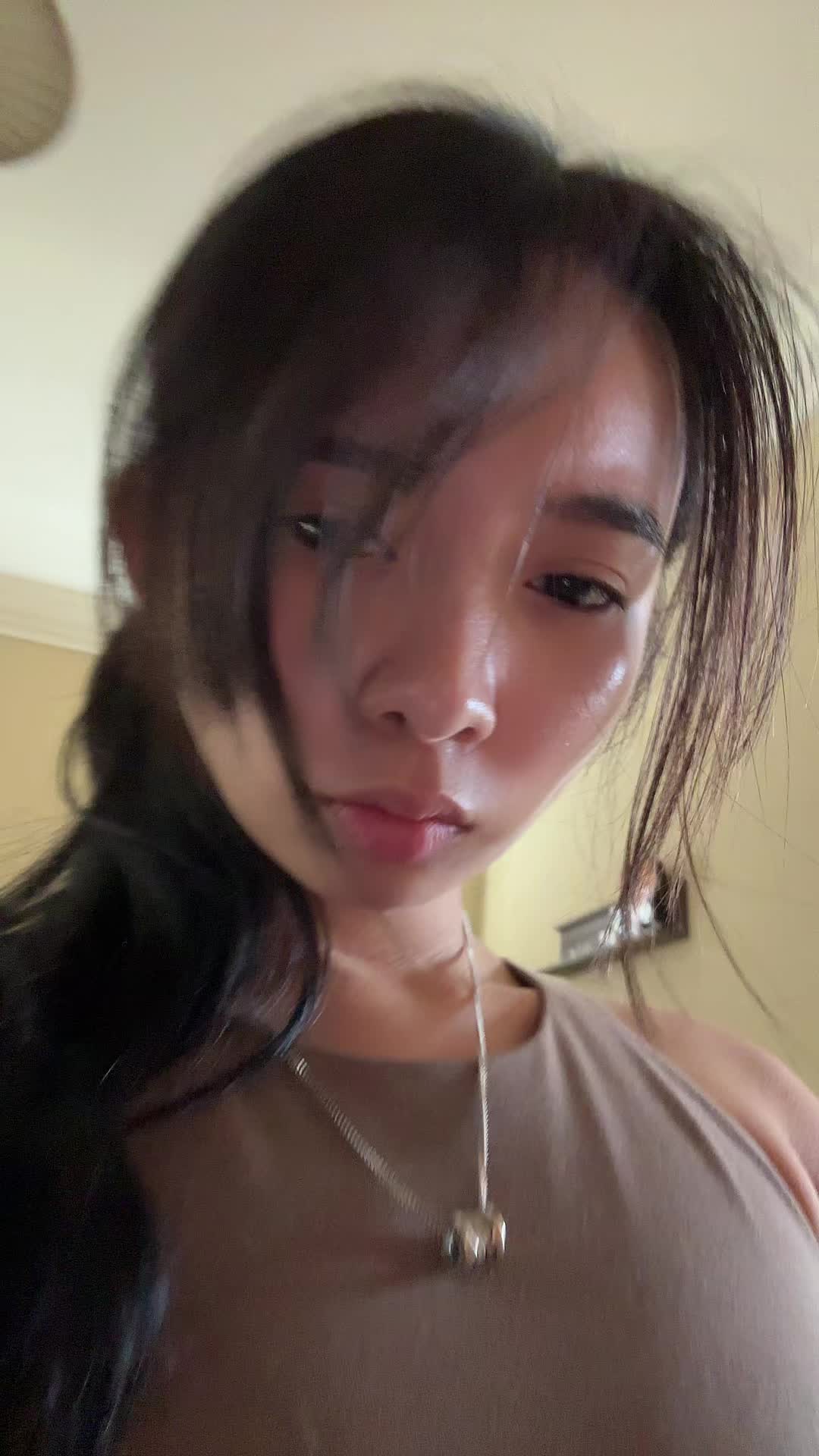 @nicole
