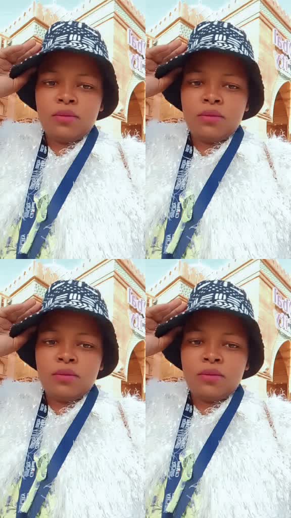 @💦smï😜lêy💜✨