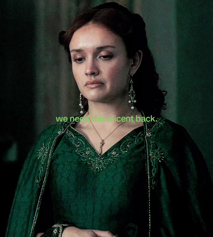 @𝕷𝖆𝖍👻 (Skarsgård's wife)