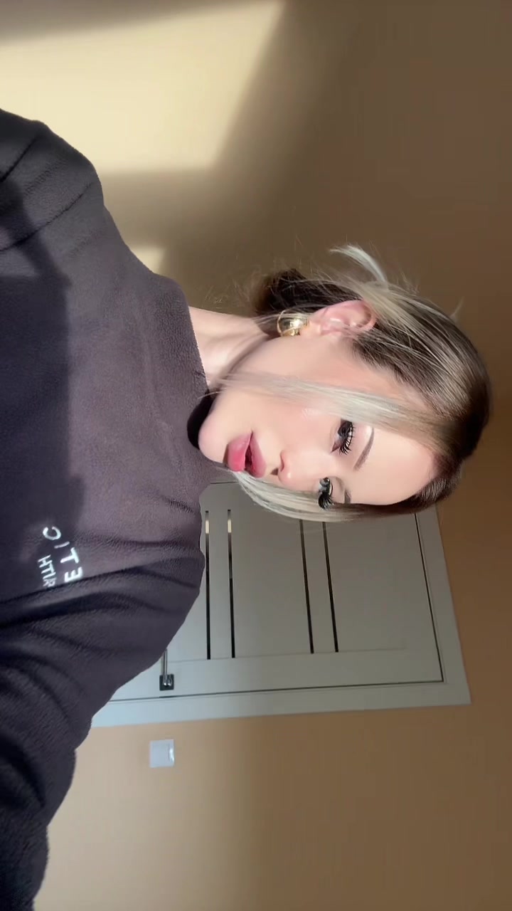 @Анастасия 💋