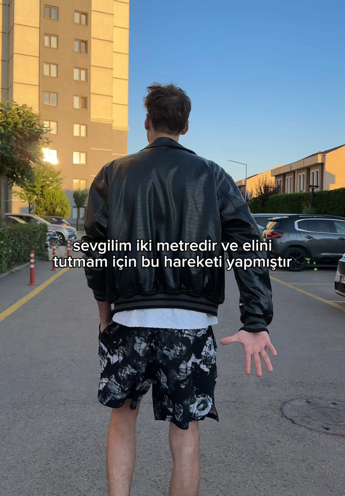 @azracerenguness