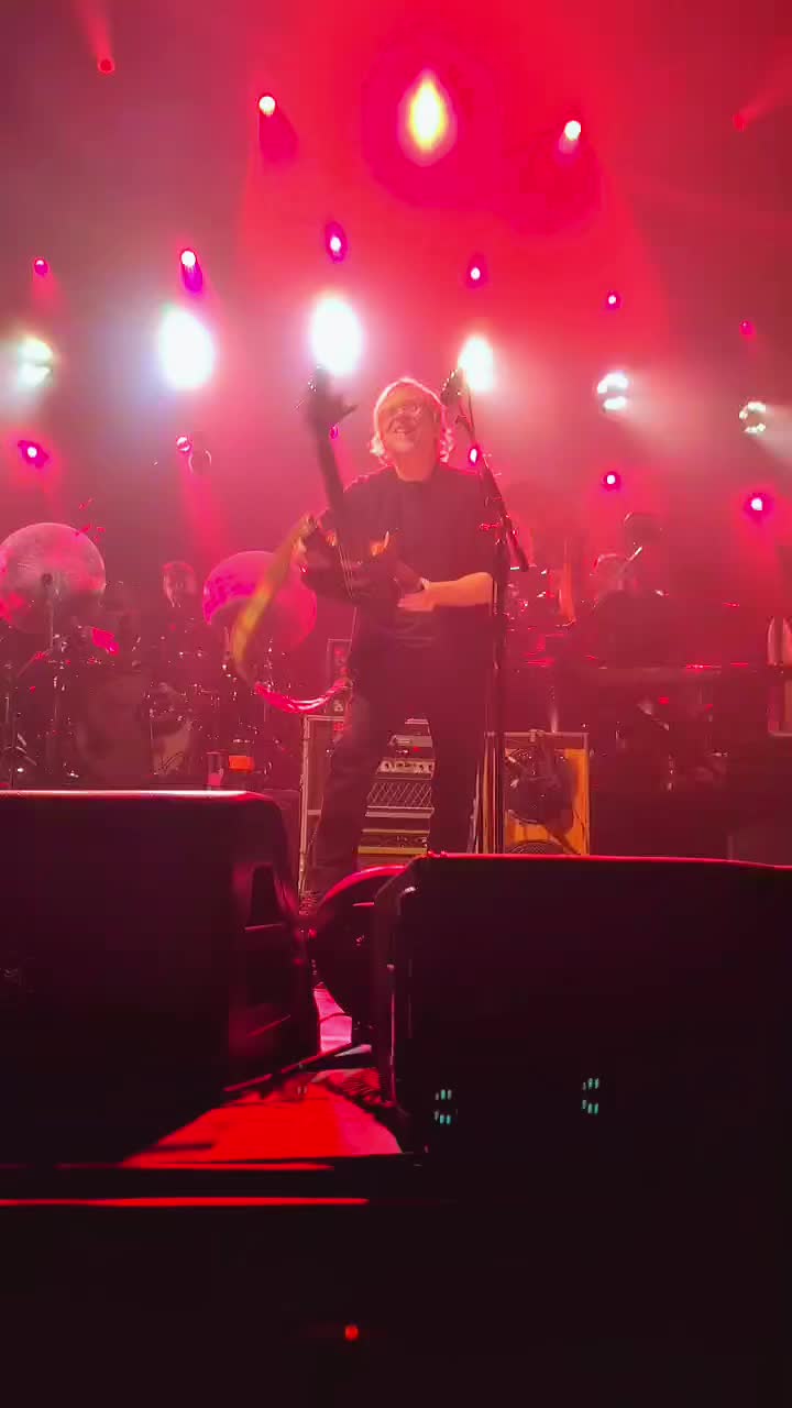@j u l i a