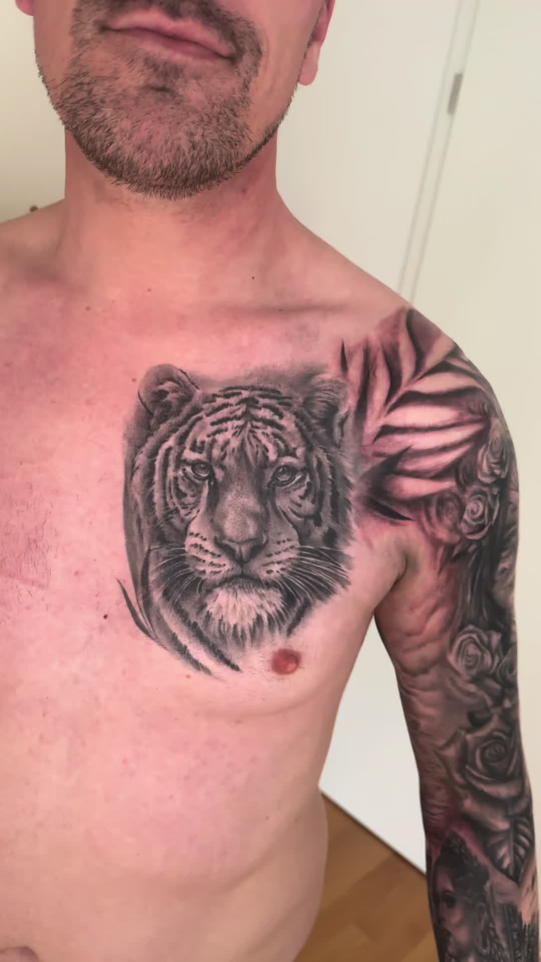 @Color Clinic | TATTOO