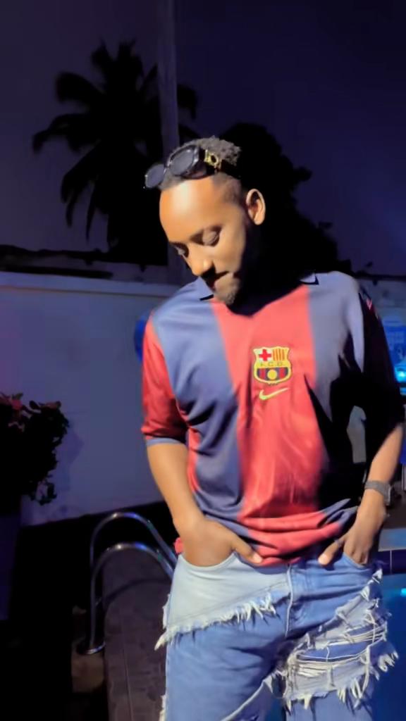 @Fresh bwoy(Mose) ♤