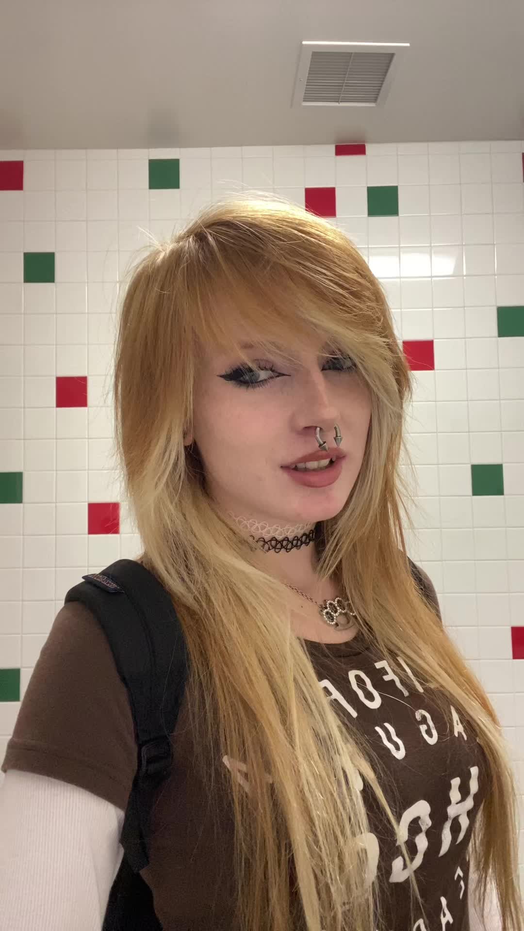 @𝓜𝓪𝓴𝓮𝓭𝓪