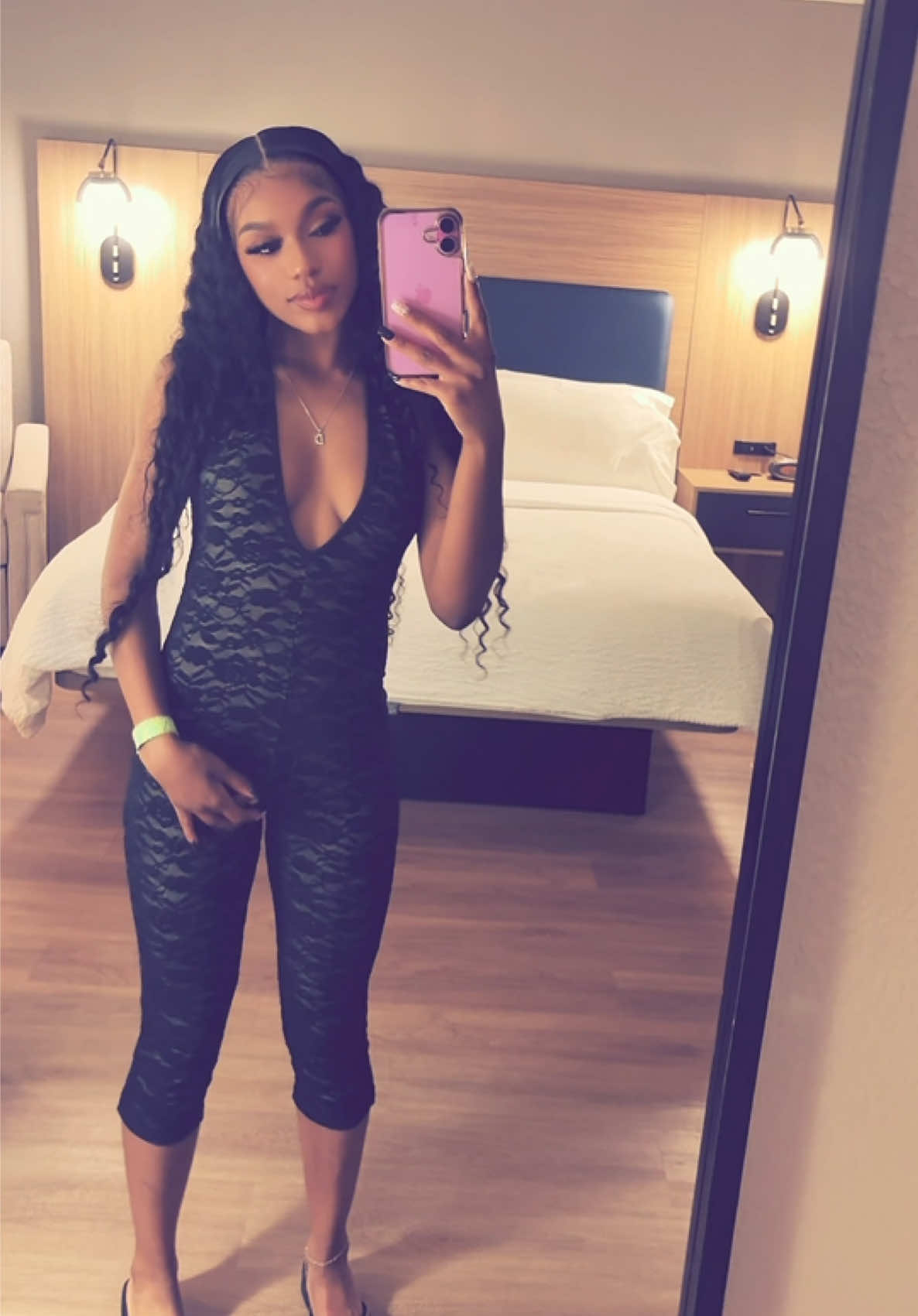 @Dontamia