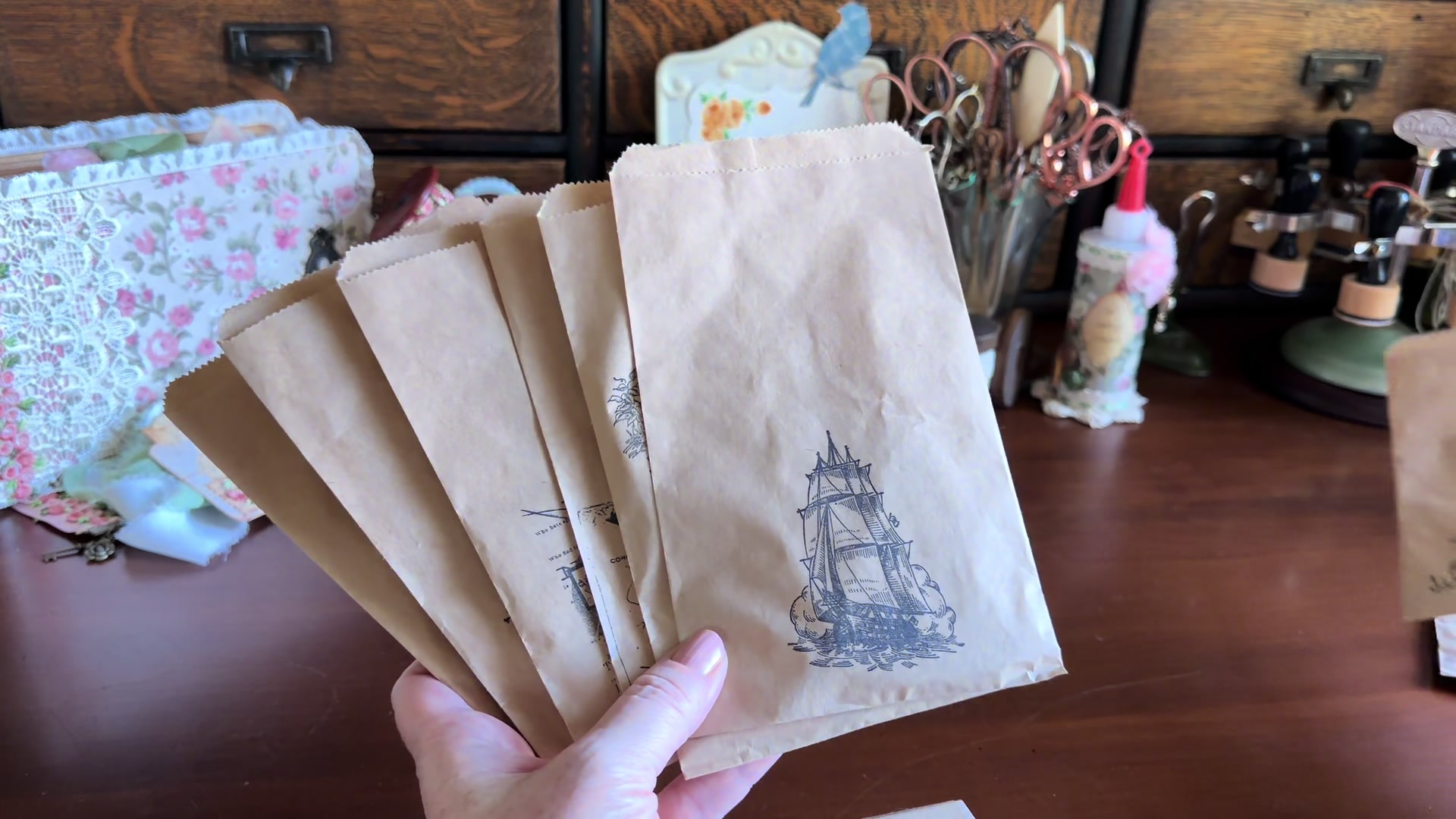 @✨The Vintage Journal✨