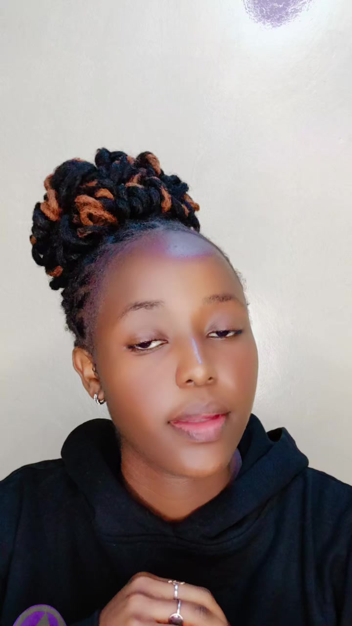 @😍😍Liz the mastermind 👸🧑&zwj;💻