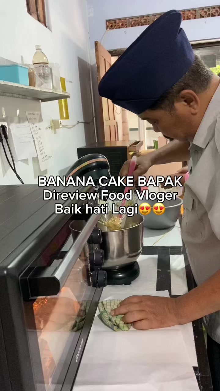 @Banana Cake Bapak