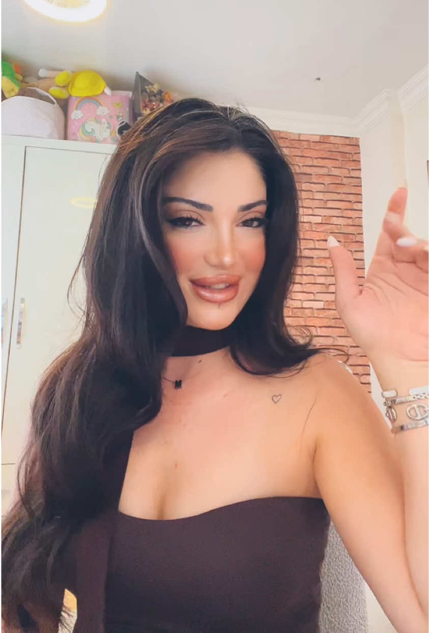 @Gözde Karataştan