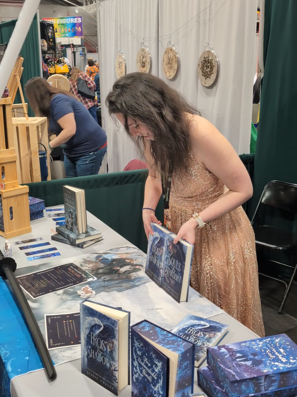 @Jessie 🇨🇦 Fantasy Author 📖