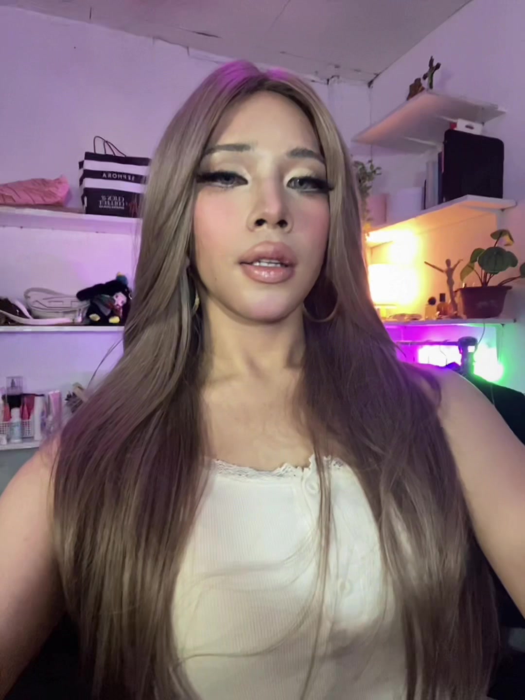 @Neyney