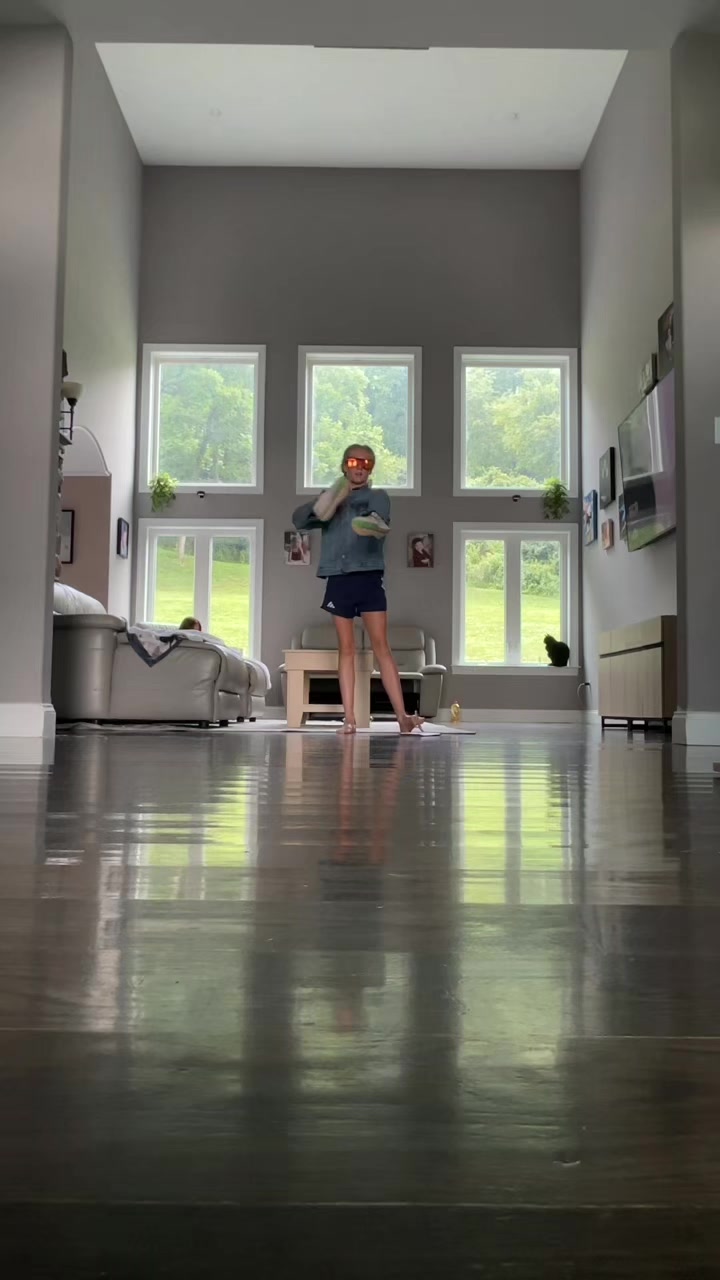 @CirqueEnPeytonique