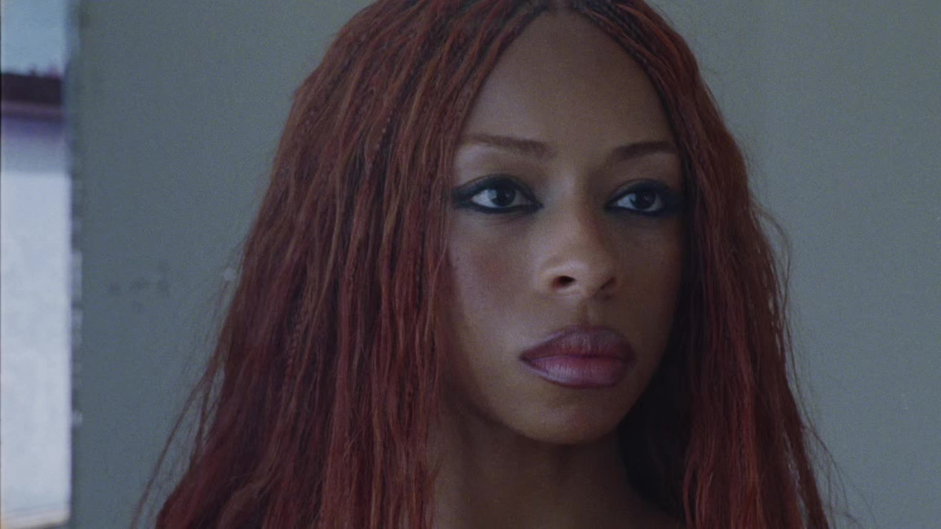@ravyn lenae