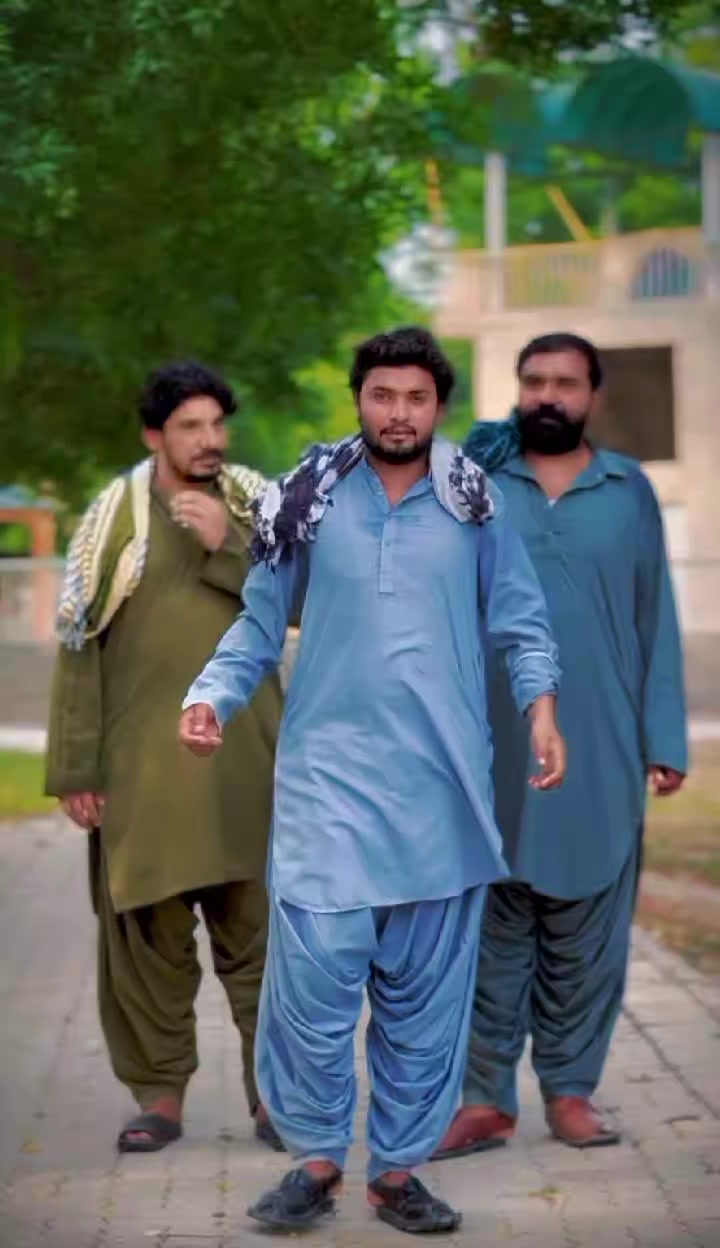 @︻╦デ╤━╼یا مخلص تھی یا یار نہ سڈ