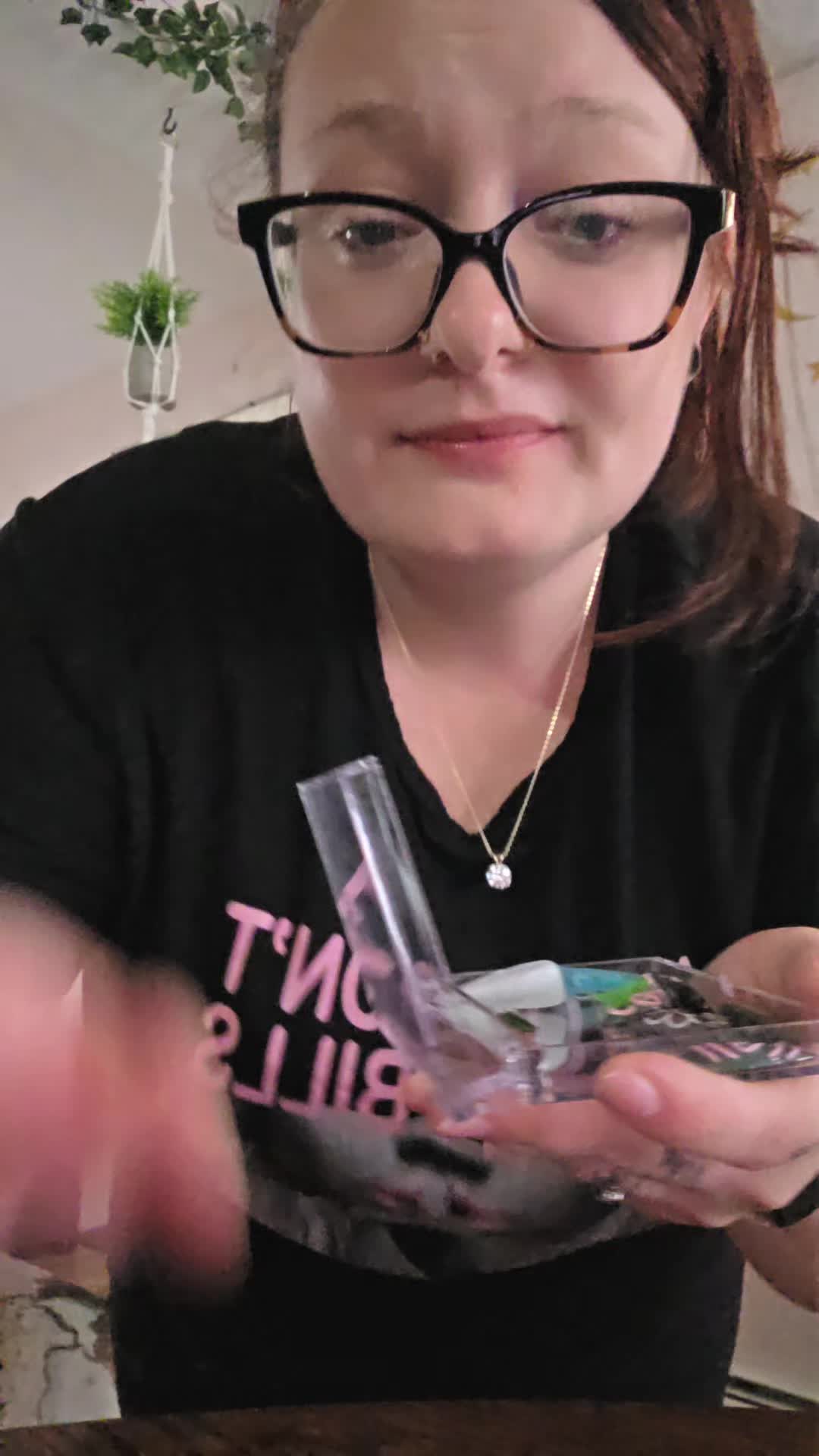 @HisQueen👑