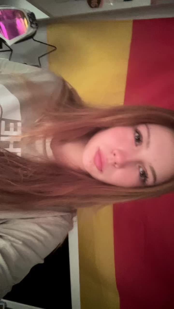 @Leni🇩🇪