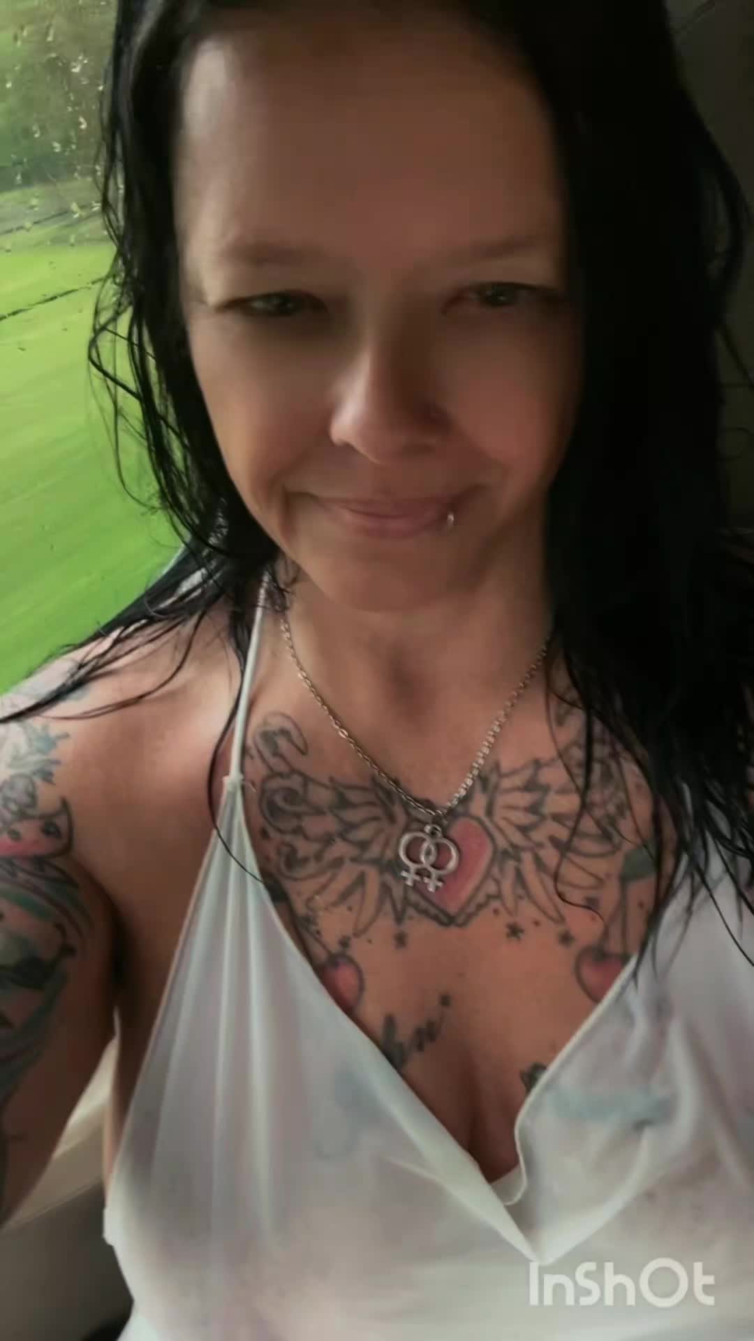 @April Foxx