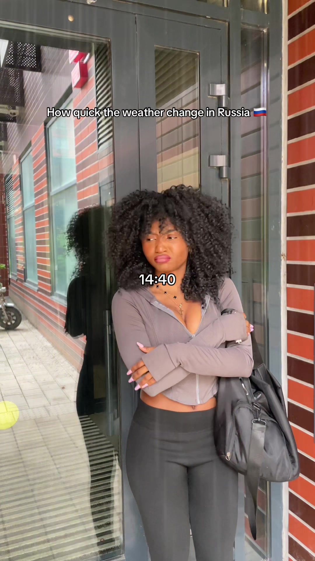 @It’s Julie🇨🇲🇷🇺