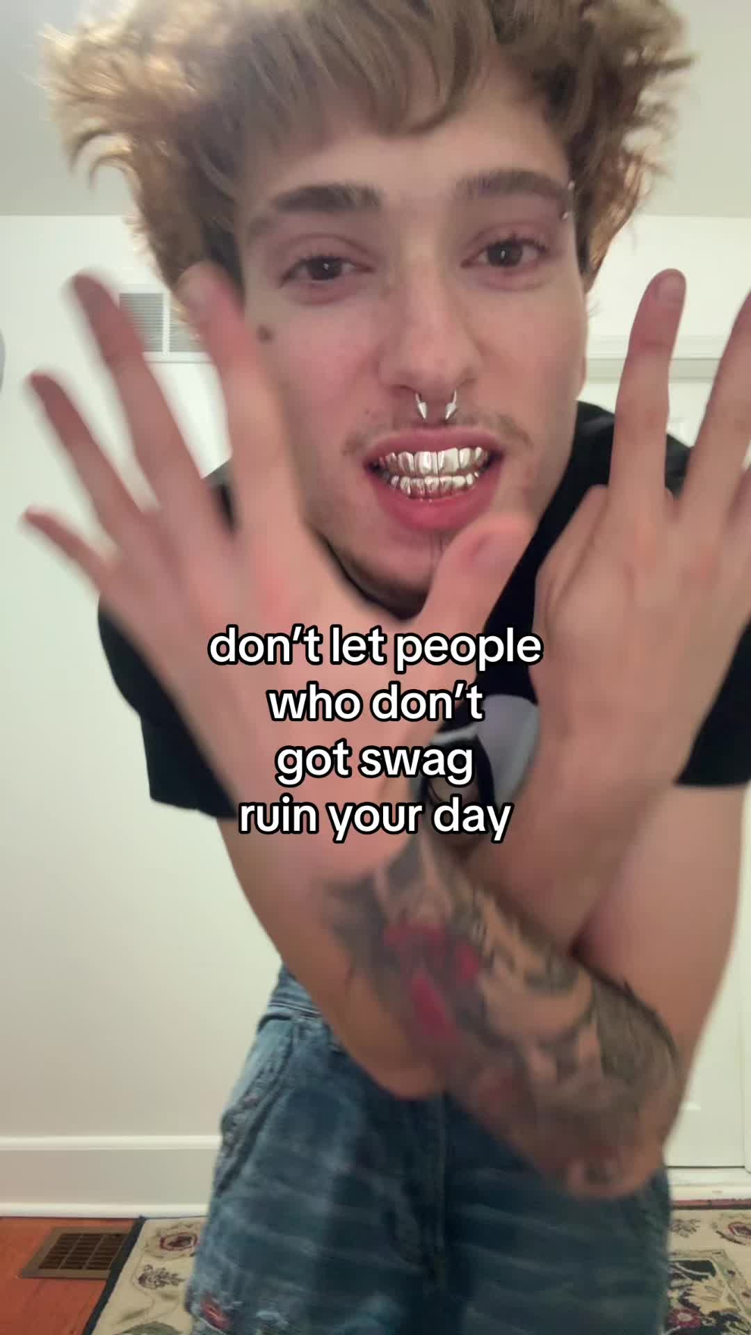 @Hinoté