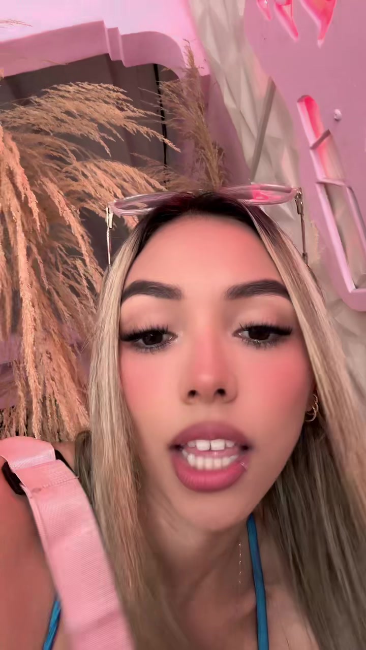 @Paola López