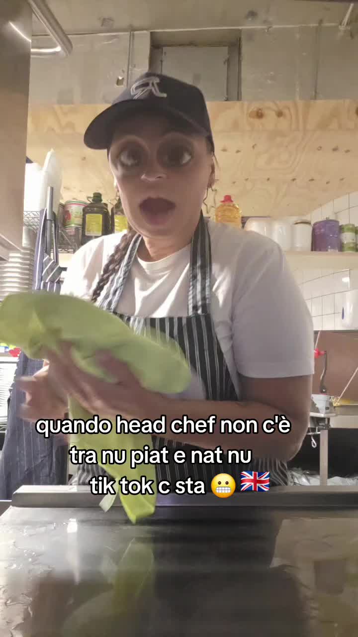 @unaNapoletanainuk🇬🇧