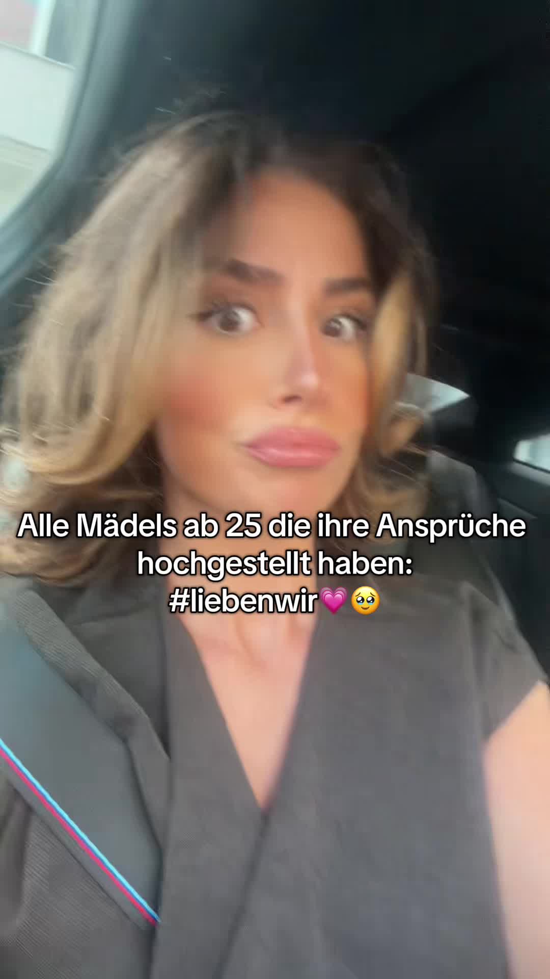 @senaxoxo