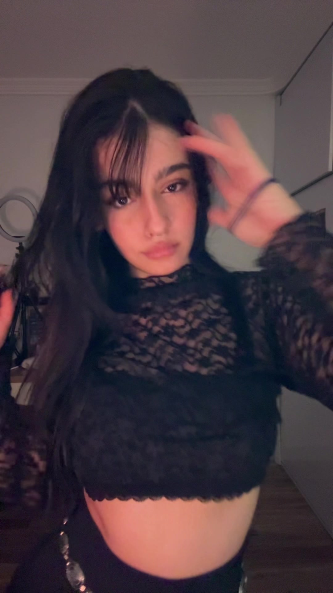 @nikaakarimi